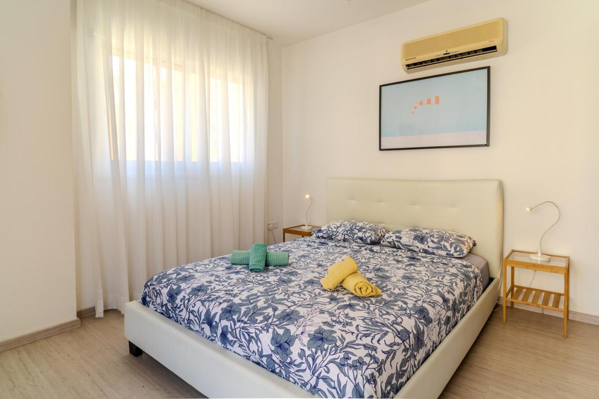 Helios Mackenzie One Bedroom Flat Ларнака
